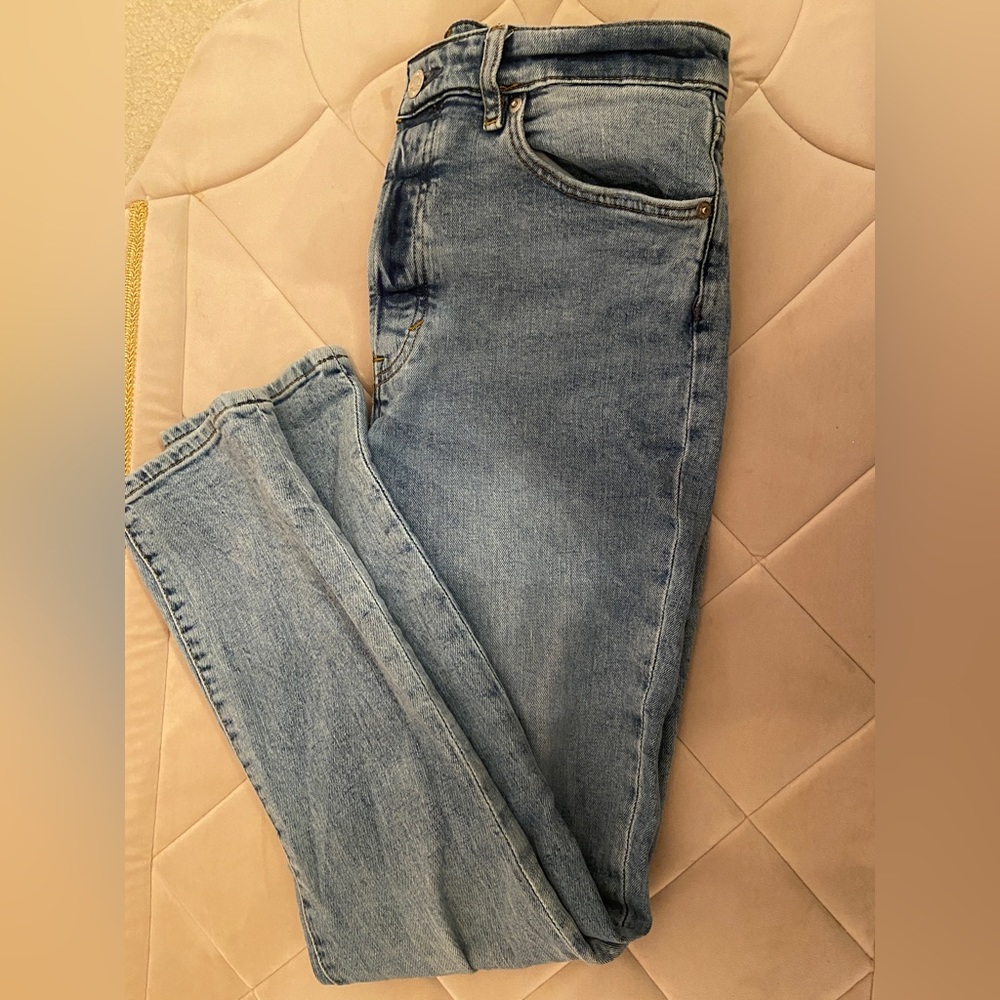 Straight/ Skinny Button up jeans denim light wash